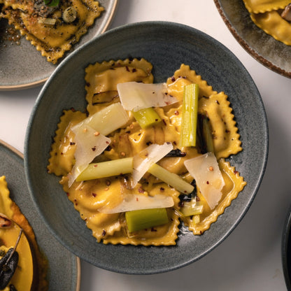 Sautéed Leek, Hot Honey & Taleggio (2kg)(14 Main Size Portions)